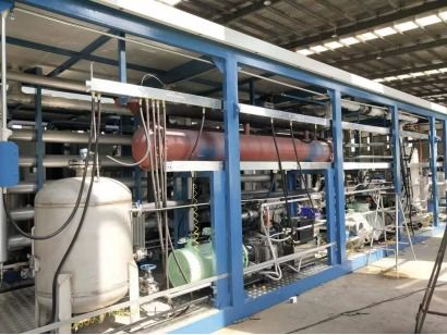 康普萊斯世界最大單螺桿壓縮機驚艷亮相上?；ぱb備展，為日用化工專用設備注入新動力